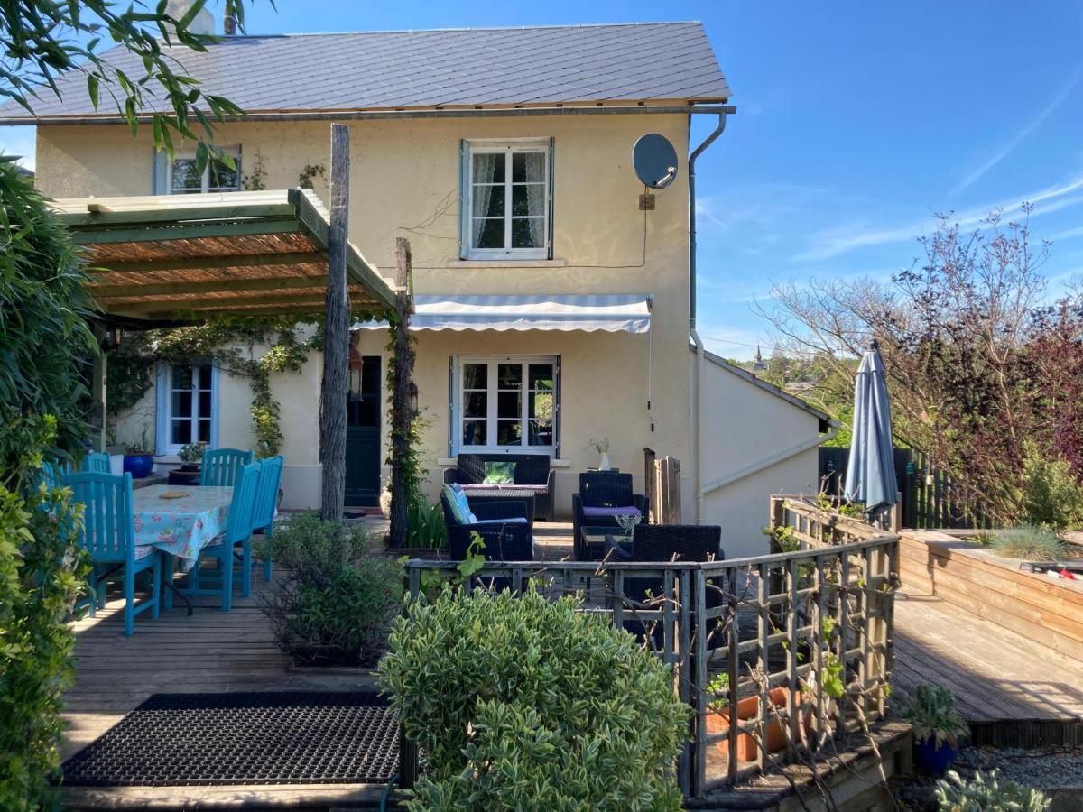 La Maison Charmante D'Elisabeth Saint-Ybard Exterior photo